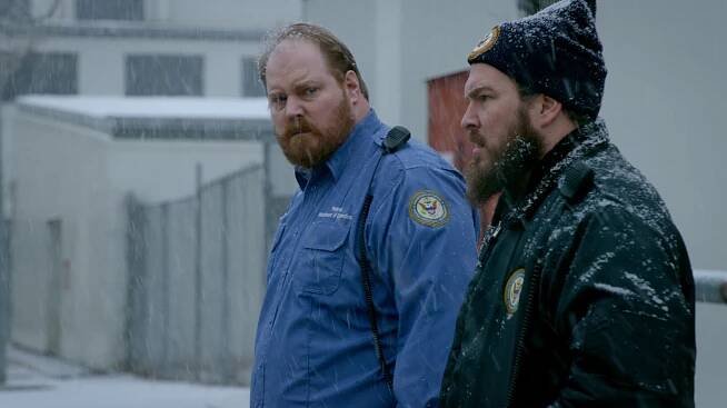 Mike Houston, Matt Peters - Orange Is the New Black - A tady si vystoupíme - Z filmu