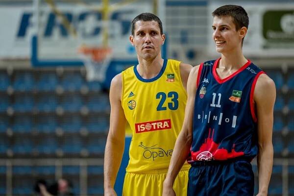 OBRAZEM: Repríza semifinále Basketu nevyšla. Ve Slezsku ztrátu nedotáhl