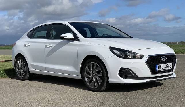 Hyundai I30 Fastback 1.4 T-GDi 103 kW/Automat/3.2020/Záruka - Výběrová auta
