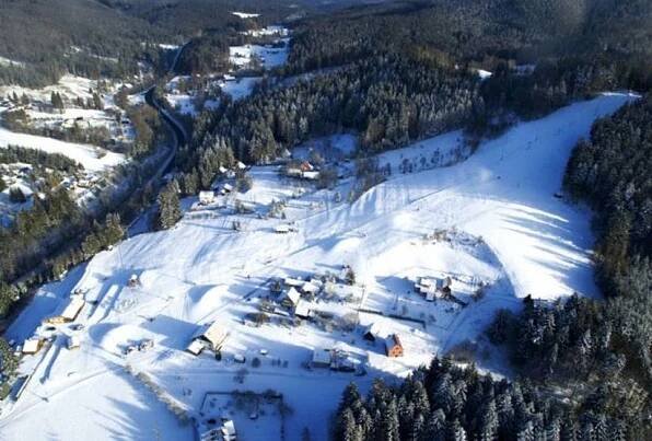 Skiareál u Sachovy studánky v Horní Bečvě