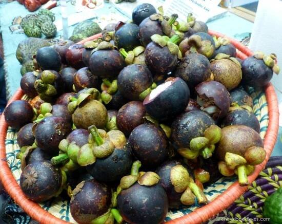 Mangostana lahodná (Garcinia mangostana)