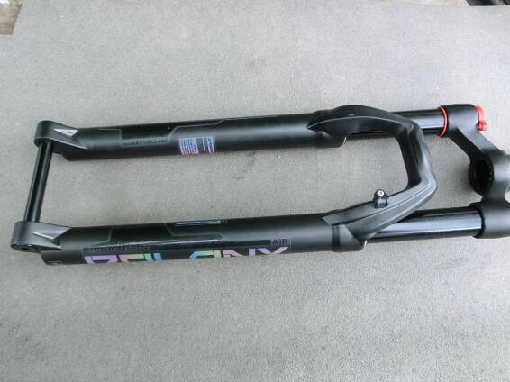 Odpružená vidlice BOLANY Air 29" pevná osa - Cyklistika
