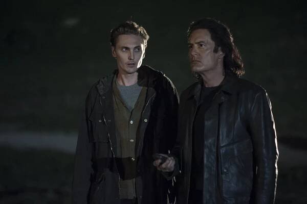 Městečko Twin Peaks - Epizoda 16 - Z filmu - Eamon Farren, Kyle MacLachlan