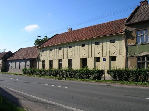 Tlumačov, Czech