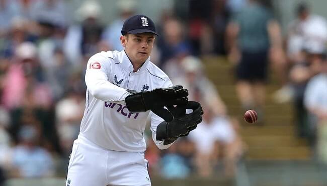 Jamie Smith will ‘take on’ the pressure as he eyes match-winning role ahead of Ashes tour