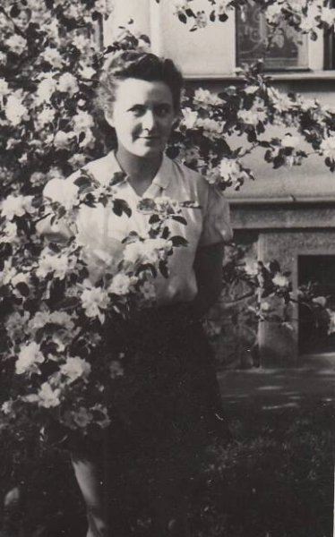 Eva Kopecká (1922 - 2019)