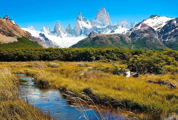 Stáhnout - Nádherná příroda s mt fitz roy v los glaciares national park, Patagonie, Argentině, Jižní Amerika. — Stock obrázek
