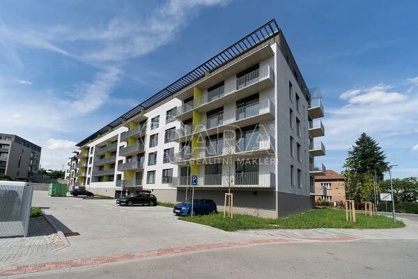 Pronájem novostavby bytu v žádané lokalitě – QARA