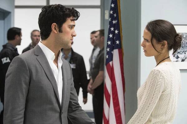 Dallas - Brave New World - Z filmu - Juan Pablo Di Pace, Jordana Brewster