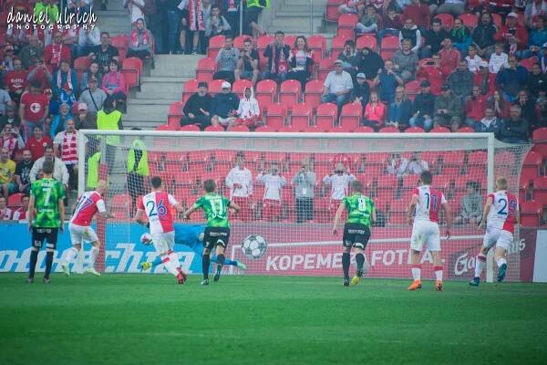 SK Slavia Praha – FC Viktoria Plzeň 2:0 (5.5.2018) | Daniel Ulrich - Sportovní fotograf Plzeň
