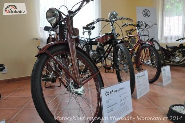 ČZ 98 | Katalog motocyklů a motokatalog na Motorkáři.cz