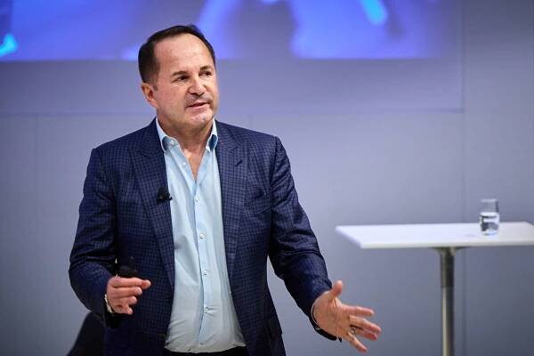 Peter Hacker | Passionate, Internationally Expert for Cyber Crime & Digital Change