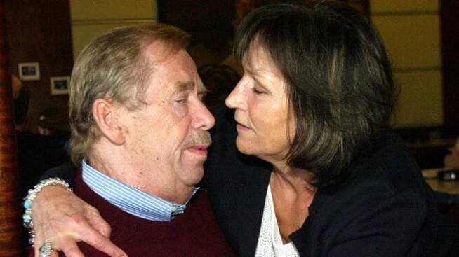 Pan Pavel se sice omluvil, ale k tomu musím říct, že všichni máme socialistickou minulost. Havel by spokojený nebyl, říká Marta Kubišová