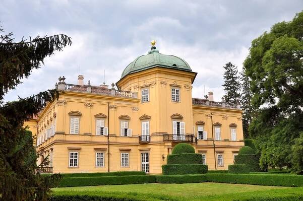Schloss Buchlovice – Wikipedia