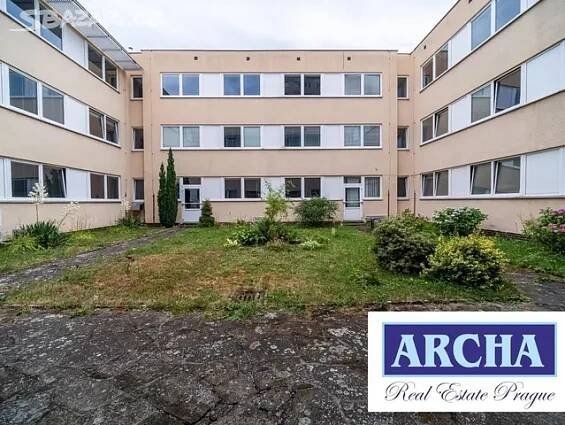 Nájem kancel od 20 m2, klima, park. HRADEC KRÁLOVÉ