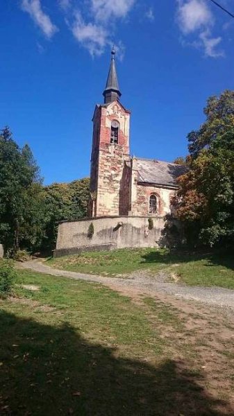 Kostel svatého Jiří v Lukové