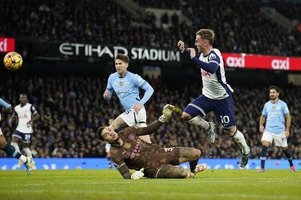 Manchester City podlehl Tottenhamu 0:4 a přišel o domácí neporazitelnost po 52 zápasech
