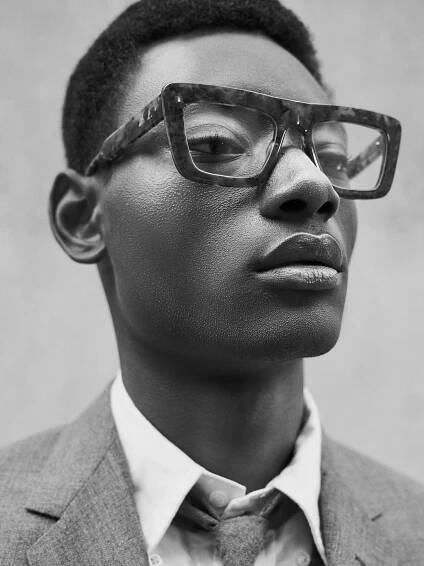 Thom Browne SS18 - Mobile — DEA/Studio — Creative Direction, Branding, Image & Content 