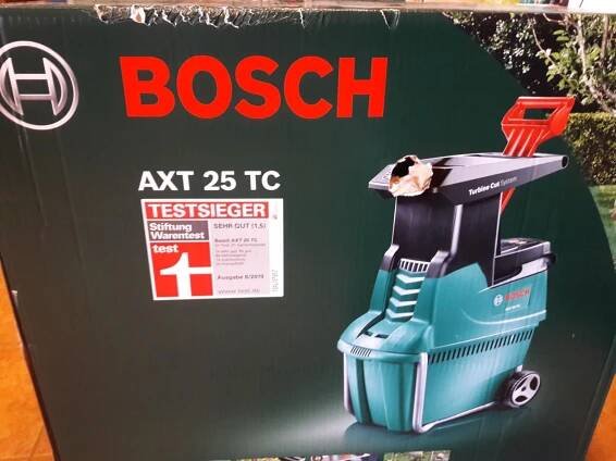 Bosch AXT 25 TC - poškozený obal