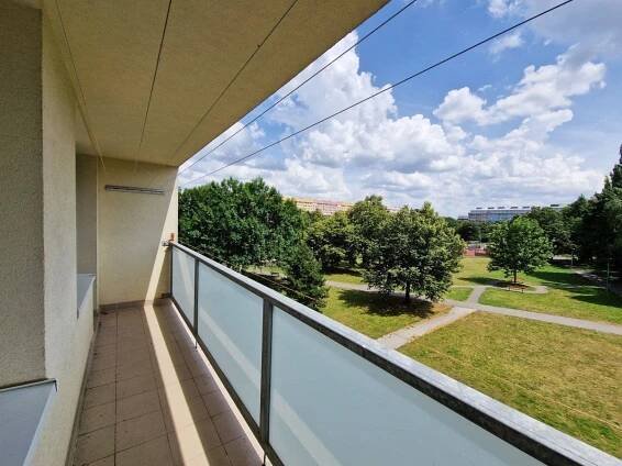 Pronájem bytu 3+kk 60 m², Veltruská, Praha, Praha