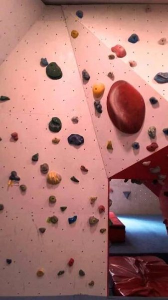 Boulder Bar Točna Jihlava. Bouldering - posilte celé tělo