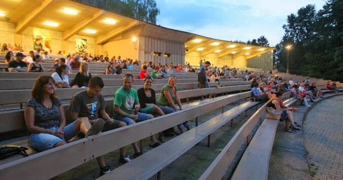 Nejen promítání filmů, ale také trhy a kluziště. Letní kino Háječek v Českých Budějovicích se má velmi proměnit