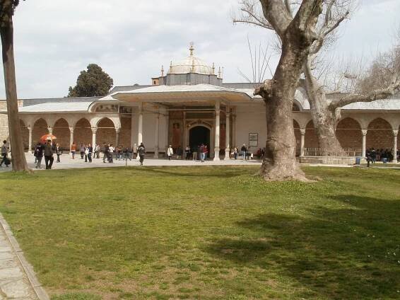 Istanbul, Palác Topkapi,... - Pevnost, opevnění