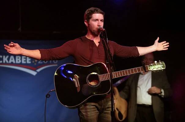 Josh Turner at Majestic Theater