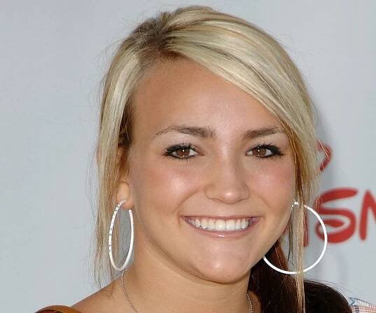 Jamie Lynn Spears Biography - Facts, Childhood, Family Life & Achievements of Actress & Singer