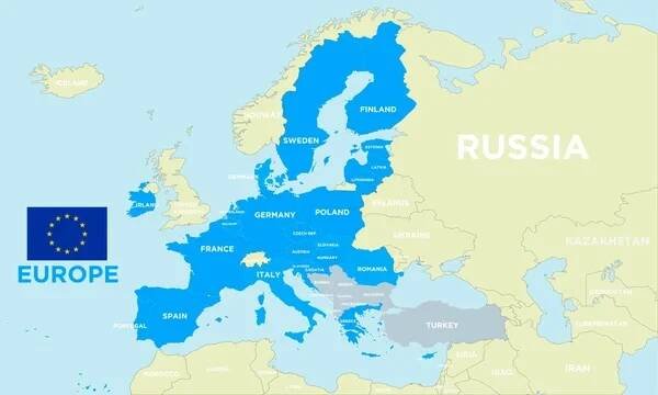 Vektorová geopolitická mapa Evropy s hranicemi, aktualizovaná do roku 2021 po brexitu, se samostatnými vrstvami a evropskou komunitní vlajkou. — Ilustrace