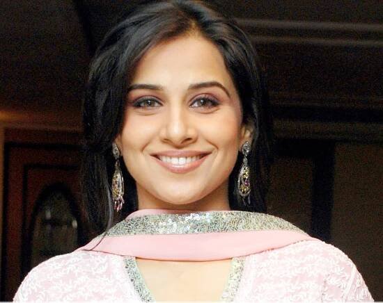 Vidya-Balan-Cute-Smile-Picture