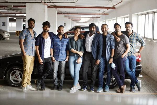Shahid Kapur, Krishna D.K., Raashi Khanna, Vijay Sethupathi, Raj Nidimoru, Bhuvan Arora - Šejdíři - Z natáčení