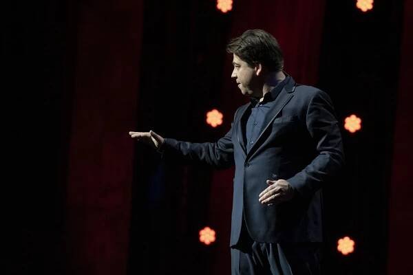 Michael McIntyre - Michael McIntyre: Šoumen - Z filmu