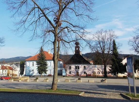 Do muzea ve Valašských Kloboukách
