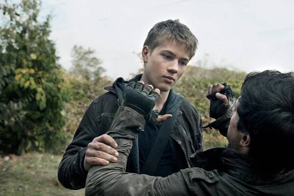 Falling Skies - Worlds Apart - Z filmu - Connor Jessup