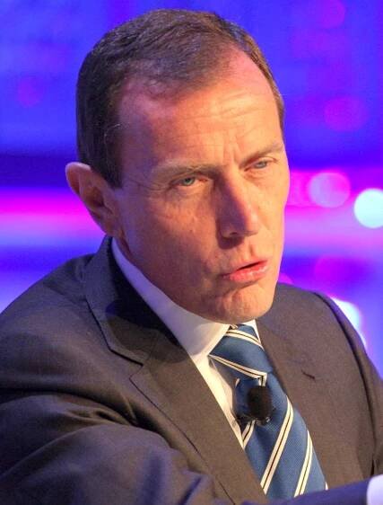 Soubor:Emilio Butragueño 2015 (cropped).jpg – Wikipedie