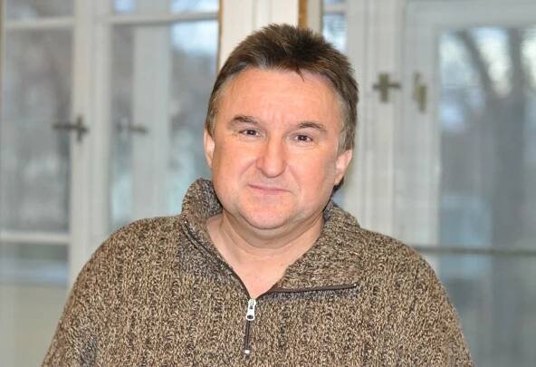 Nesnáším nudu, říká "polda" Jaroslav Sypal. Napsal Kotrmelce jednoho herce