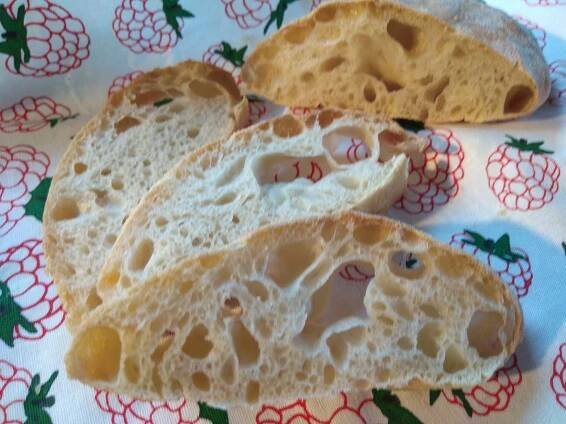 Ciabatta (s prefermentem) - fotografie 14 - TopRecepty.cz
