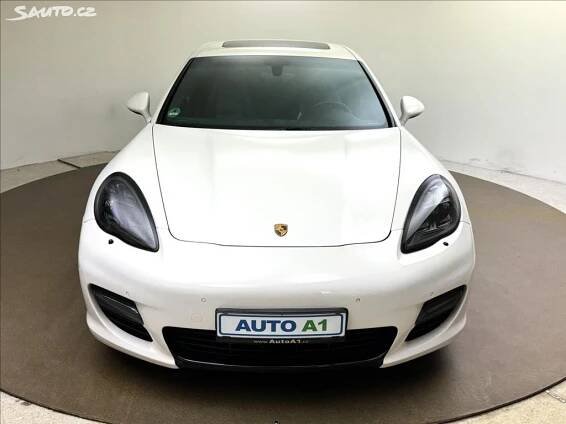 Porsche Panamera, 4,8 V8 TURBO CERAMIC VZDUCH CZ