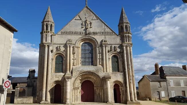 Poitou-Charentes – Le Lapin Voyageur visite…