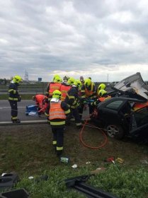 Dopravní nehoda u Vysočan | hasici.cz 