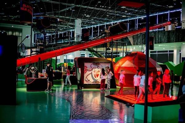 Navštívili jsme VIDA! Science centrum: zábava, při které děti netuší, že se i učí | Slevomat.cz