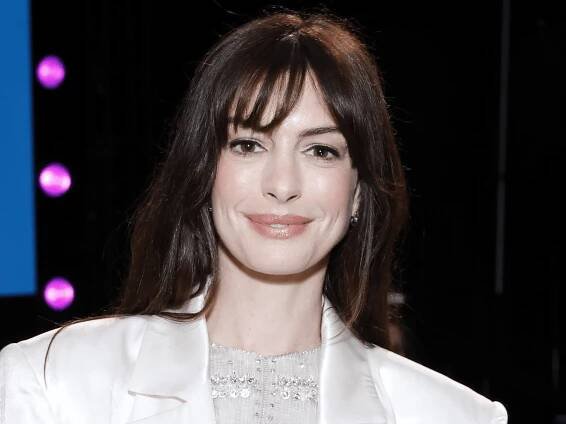 Anne Hathaway Keeps This Red Lipstick in Her Bag