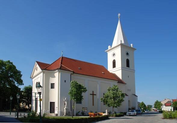 Pfarrkirche Parndorf