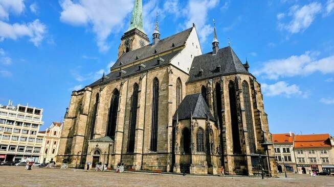 Tip na výlet: Světové pivo, tajemné podzemí i největší synagoga