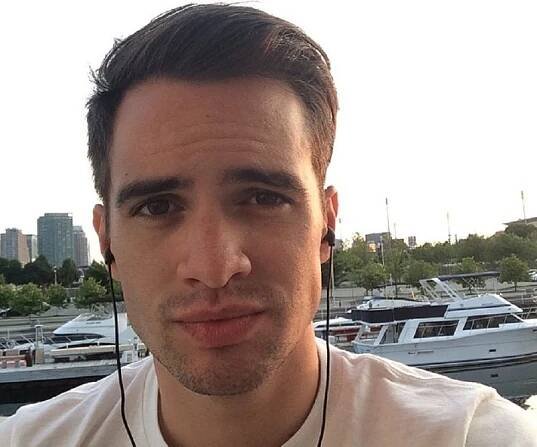 Brendon Urie Biography - Facts, Childhood, Family Life & Achievements