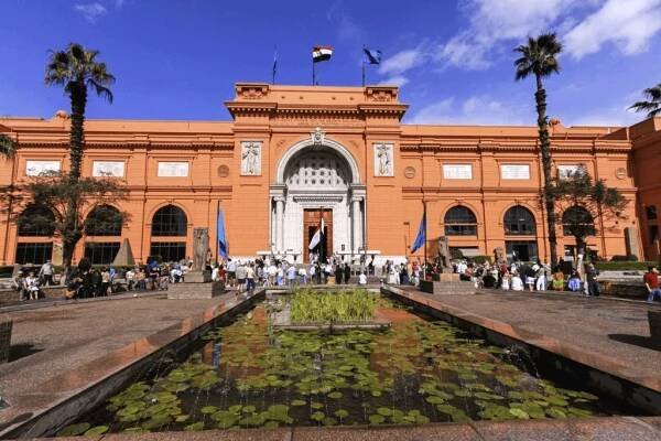 káhira egyptské muzeum exteriér - káhira - stock snímky, obrázky a fotky