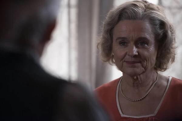 Jekyll a Hyde - Black Dog - Z filmu - Sinéad Cusack