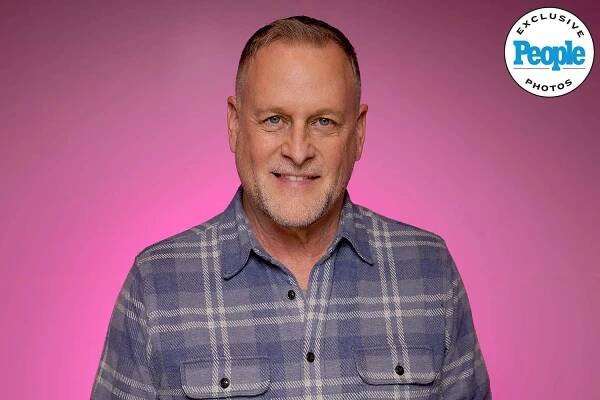 Dave Coulier Credits Jodie Sweetin and Candace Cameron Bure’s Acting Skills as Making the Full House Pilot ‘Magical’