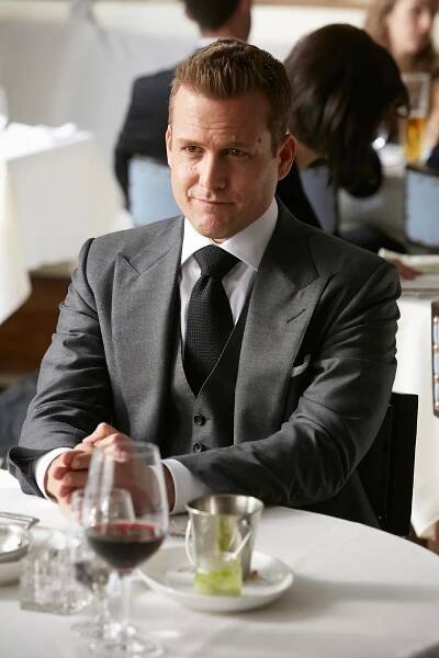 Kravaťáci - Podpásovky - Z filmu - Gabriel Macht